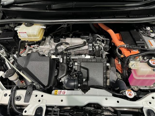 ヴォクシー ハイブリッドＺＳ　煌ＩＩＩ　衝突被害軽減システム　メモリーナビ　フルセグ　バックカメラ　ＥＴＣ　ドラレコ　ＣＤ　ミュージックプレイヤー接続可　ＤＶＤ再生　後席モニター　ＬＥＤヘッドランプ　両側電動スライド　乗車定員７人　キーレス（35枚目）