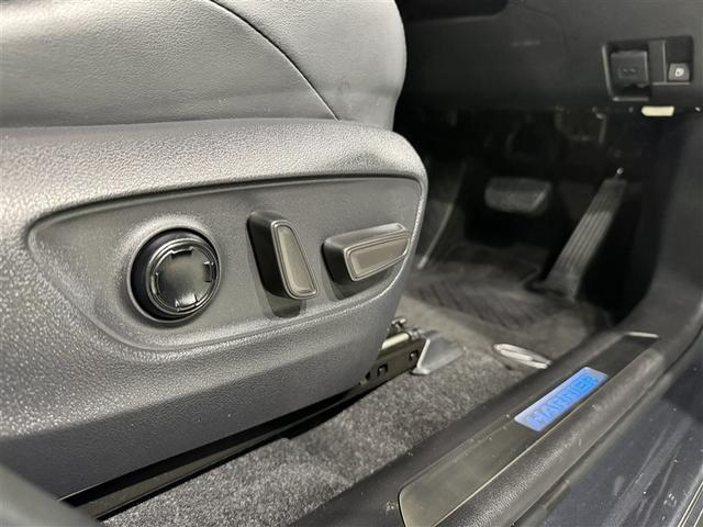 ハリアーハイブリッド Ｚ　レザーパッケージ　衝突被害軽減システム　メモリーナビ　フルセグ　バックカメラ　ＥＴＣ　ドラレコ　ミュージックプレイヤー接続可　サンルーフ　革シート　電動シート　オートクルーズコントロール　ＬＥＤヘッドランプ　キーレス（29枚目）