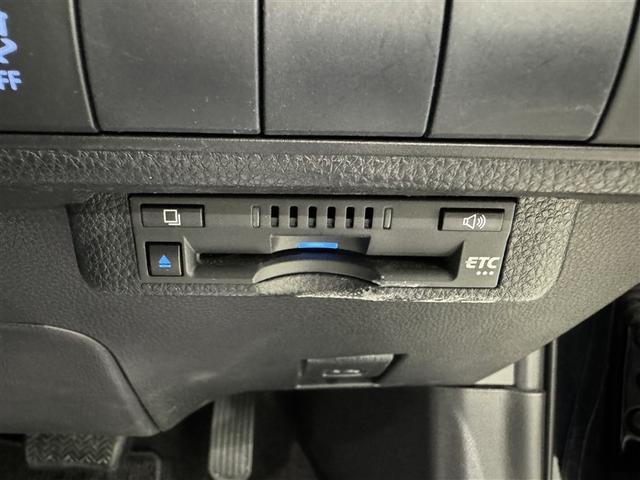 カローラスポーツ ハイブリッドG Z 衝突被害軽減システム フルセグ バックカメラ ETC ドラレコ ミュージックプレイヤー接続可 オートクルーズコントロール LEDヘッドランプ スマートキー キーレス ハイブリッド(13枚目)