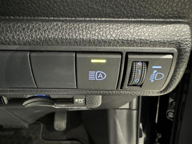 カローラスポーツ ハイブリッドG Z 衝突被害軽減システム フルセグ バックカメラ ETC ドラレコ ミュージックプレイヤー接続可 オートクルーズコントロール LEDヘッドランプ スマートキー キーレス ハイブリッド(19枚目)