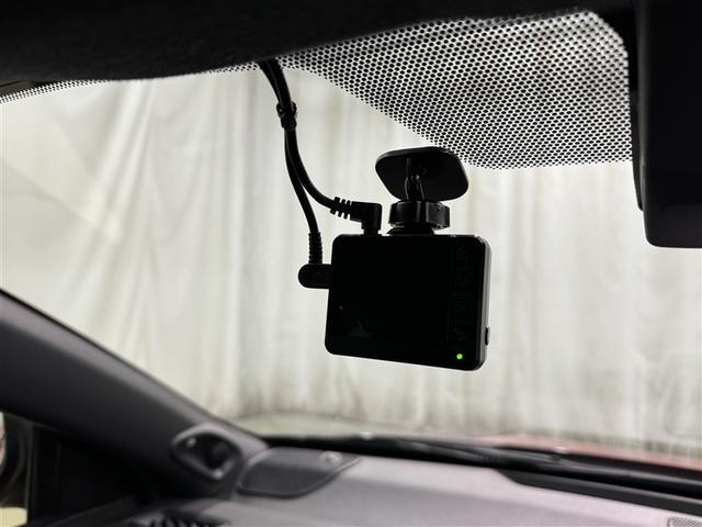 GRヤリス RZ ハイパフォーマンス ファースト エディション 6速マニュアル 衝突被害軽減システム メモリーナビ バックカメラ ETC ドラレコ ミュージックプレイヤー接続可 オートクルーズコントロール LEDヘッドランプ スマートキー キーレス 4WD(24枚目)