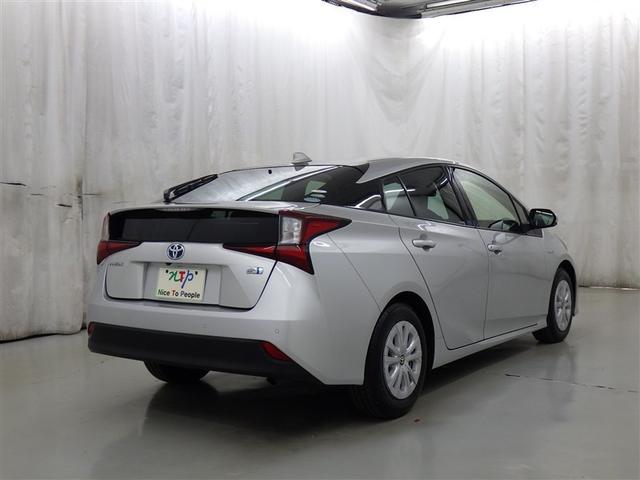 プリウス S 衝突被害軽減システム メモリーナビ ワンセグ バックカメラ ETC CD ミュージックプレイヤー接続可 オートクルーズコントロール LEDヘッドランプ スマートキー キーレス ハイブリッド(6枚目)