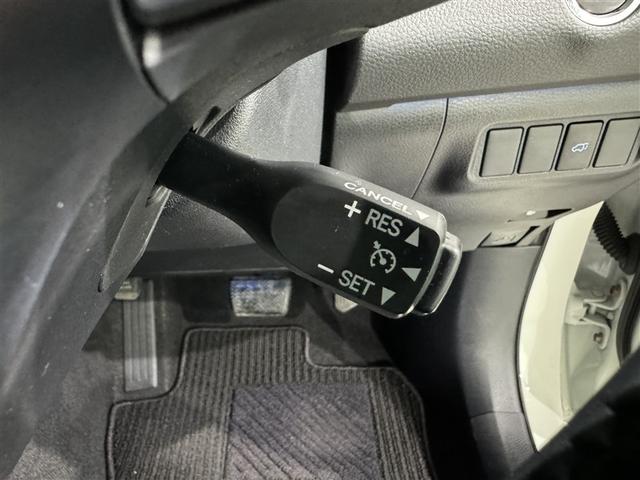 ハリアー プレミアム メモリーナビ フルセグ バックカメラ ETC CD ミュージックプレイヤー接続可 サンルーフ 電動シート オートクルーズコントロール LEDヘッドランプ スマートキー キーレス アイドリングストップ(18枚目)