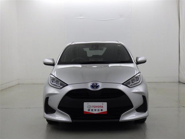 ヤリス ハイブリッドG 衝突被害軽減システム メモリーナビ フルセグ バックカメラ ETC ドラレコ ミュージックプレイヤー接続可 オートクルーズコントロール LEDヘッドランプ スマートキー キーレス ハイブリッド(3枚目)