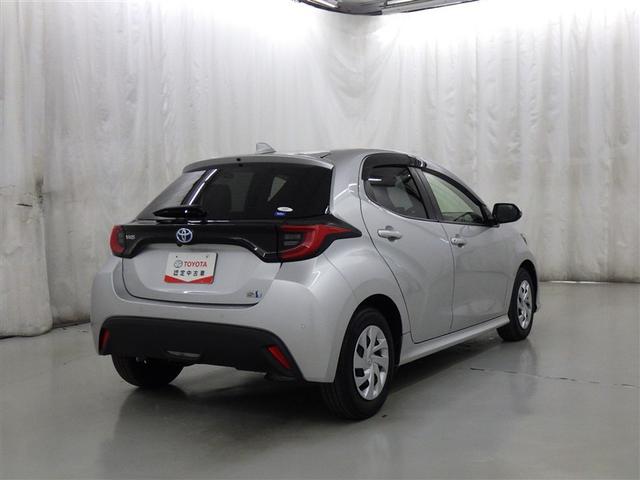 ヤリス ハイブリッドG 衝突被害軽減システム メモリーナビ フルセグ バックカメラ ETC ドラレコ ミュージックプレイヤー接続可 オートクルーズコントロール LEDヘッドランプ スマートキー キーレス ハイブリッド(6枚目)