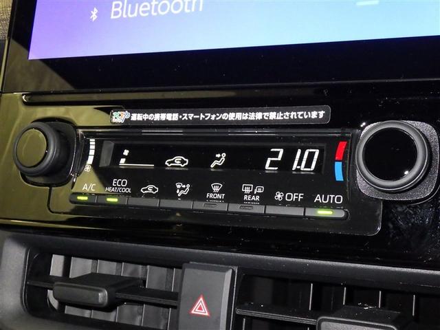 シエンタ ハイブリッドＺ　衝突被害軽減システム　フルセグ　バックカメラ　ＥＴＣ　ドラレコ　ミュージックプレイヤー接続可　オートクルーズコントロール　ＬＥＤヘッドランプ　両側電動スライド　スマートキー　キーレス（12枚目）