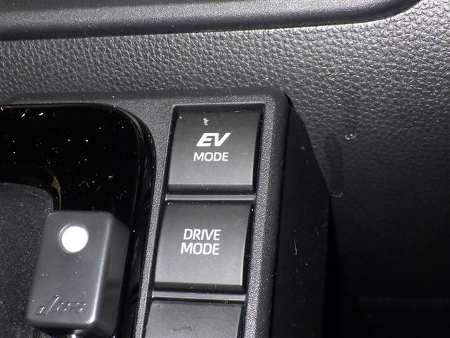 シエンタ ハイブリッドＺ　衝突被害軽減システム　フルセグ　バックカメラ　ＥＴＣ　ドラレコ　ミュージックプレイヤー接続可　オートクルーズコントロール　ＬＥＤヘッドランプ　両側電動スライド　スマートキー　キーレス（14枚目）