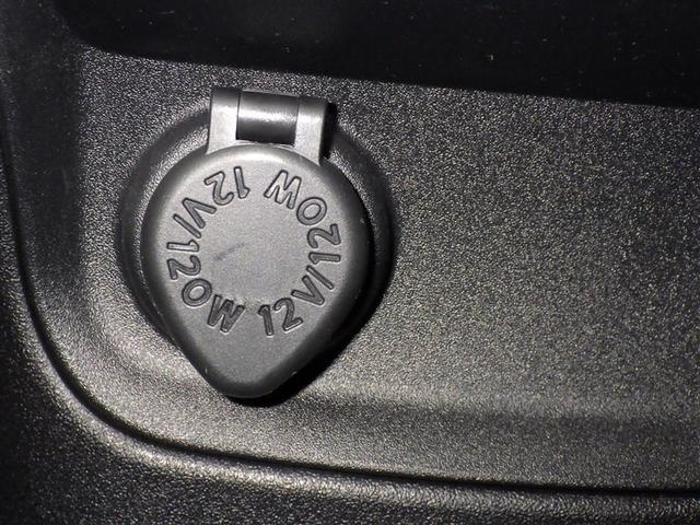 シエンタ ハイブリッドＺ　衝突被害軽減システム　フルセグ　バックカメラ　ＥＴＣ　ドラレコ　ミュージックプレイヤー接続可　オートクルーズコントロール　ＬＥＤヘッドランプ　両側電動スライド　スマートキー　キーレス（16枚目）