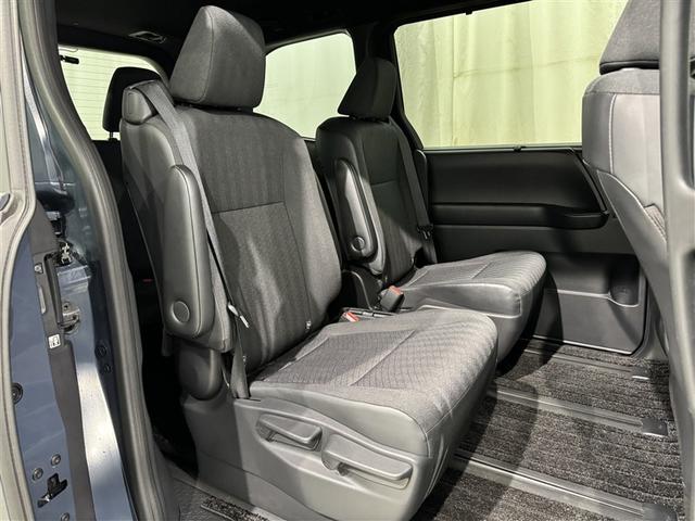 ヴォクシー ハイブリッドＳ－Ｇ　衝突被害軽減システム　フルセグ　バックカメラ　ＥＴＣ　ドラレコ　ＣＤ　ミュージックプレイヤー接続可　後席モニター　オートクルーズコントロール　ＬＥＤヘッドランプ　両側電動スライド（30枚目）