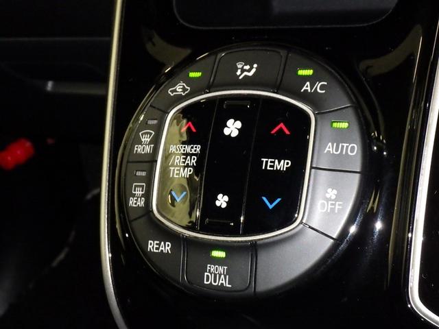 ヴォクシー ＺＳ　煌ＩＩ　衝突被害軽減システム　メモリーナビ　フルセグ　バックカメラ　ＥＴＣ　ドラレコ　ＣＤ　ミュージックプレイヤー接続可　ＬＥＤヘッドランプ　両側電動スライド　乗車定員７人　３列シート　スマートキー　キーレス（14枚目）