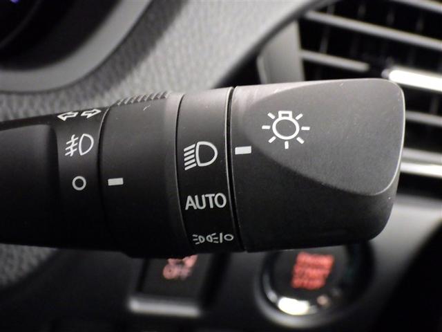 ヴォクシー ＺＳ　煌ＩＩ　衝突被害軽減システム　メモリーナビ　フルセグ　バックカメラ　ＥＴＣ　ドラレコ　ＣＤ　ミュージックプレイヤー接続可　ＬＥＤヘッドランプ　両側電動スライド　乗車定員７人　３列シート　スマートキー　キーレス（20枚目）