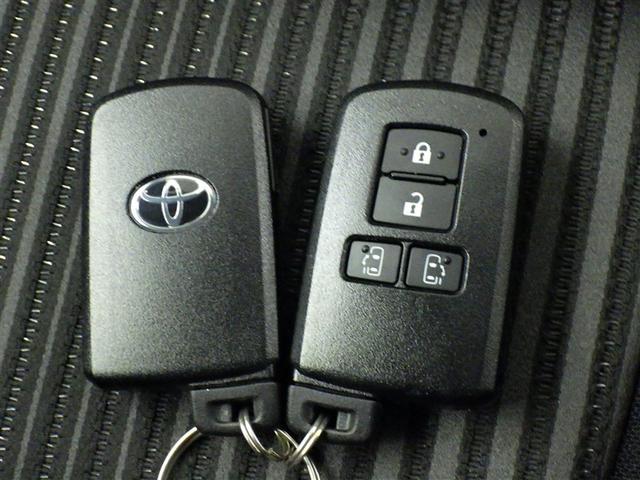 ヴォクシー ＺＳ　煌ＩＩ　衝突被害軽減システム　メモリーナビ　フルセグ　バックカメラ　ＥＴＣ　ドラレコ　ＣＤ　ミュージックプレイヤー接続可　ＬＥＤヘッドランプ　両側電動スライド　乗車定員７人　３列シート　スマートキー　キーレス（25枚目）