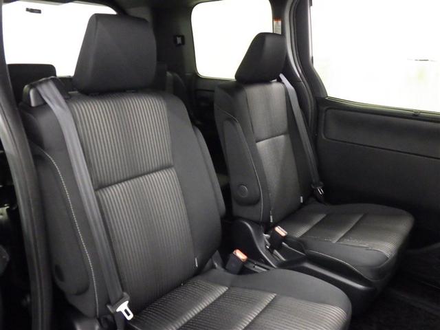 ヴォクシー ＺＳ　煌ＩＩ　衝突被害軽減システム　メモリーナビ　フルセグ　バックカメラ　ＥＴＣ　ドラレコ　ＣＤ　ミュージックプレイヤー接続可　ＬＥＤヘッドランプ　両側電動スライド　乗車定員７人　３列シート　スマートキー　キーレス（27枚目）