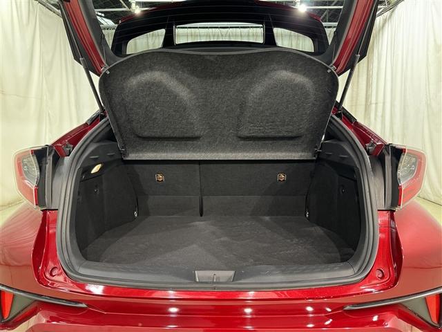 Ｃ－ＨＲ Ｇ　衝突被害軽減システム　メモリーナビ　フルセグ　バックカメラ　ＥＴＣ　ドラレコ　ＣＤ　ミュージックプレイヤー接続可　オートクルーズコントロール　ＬＥＤヘッドランプ　スマートキー　キーレス　ハイブリッド（29枚目）