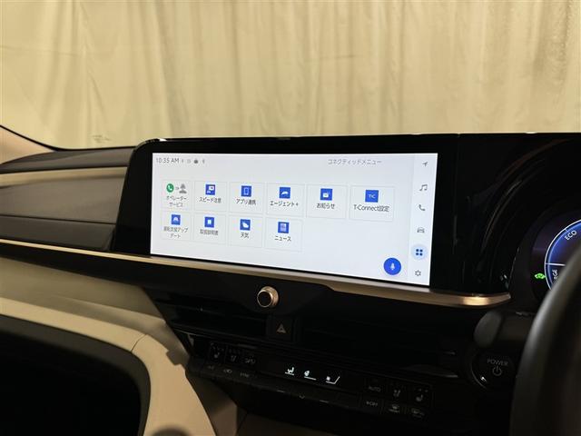 クラウンクロスオーバー Ｇアドバンスド・レザーパッケージ　衝突被害軽減システム　メモリーナビ　フルセグ　バックカメラ　ＥＴＣ　ドラレコ　ミュージックプレイヤー接続可　革シート　電動シート　オートクルーズコントロール　ＬＥＤヘッドランプ　スマートキー　キーレス（10枚目）