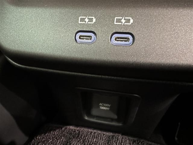 クラウンクロスオーバー Ｇアドバンスド・レザーパッケージ　衝突被害軽減システム　メモリーナビ　フルセグ　バックカメラ　ＥＴＣ　ドラレコ　ミュージックプレイヤー接続可　革シート　電動シート　オートクルーズコントロール　ＬＥＤヘッドランプ　スマートキー　キーレス（34枚目）