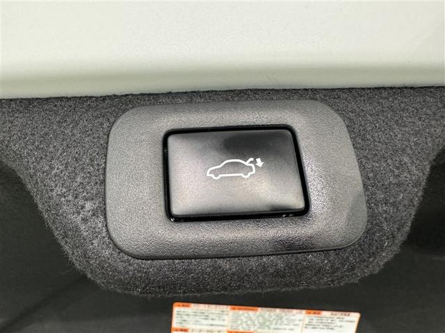 クラウンクロスオーバー Ｇアドバンスド・レザーパッケージ　衝突被害軽減システム　メモリーナビ　フルセグ　バックカメラ　ＥＴＣ　ドラレコ　ミュージックプレイヤー接続可　革シート　電動シート　オートクルーズコントロール　ＬＥＤヘッドランプ　スマートキー　キーレス（37枚目）