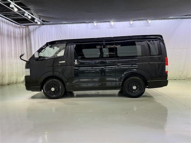 ハイエースバン ロングスーパーＧＬ　衝突被害軽減システム　メモリーナビ　フルセグ　バックカメラ　ＥＴＣ　ドラレコ　ＣＤ　ミュージックプレイヤー接続可　後席モニター　両側電動スライド　スマートキー　キーレス（4枚目）