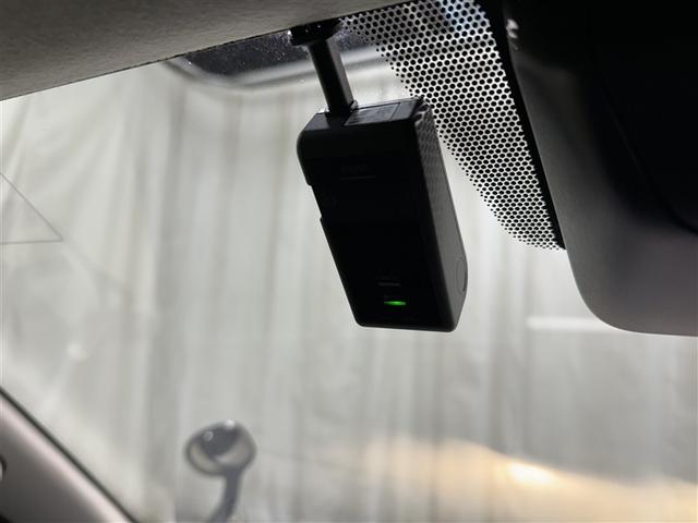 ハイエースバン ロングスーパーＧＬ　衝突被害軽減システム　メモリーナビ　フルセグ　バックカメラ　ＥＴＣ　ドラレコ　ＣＤ　ミュージックプレイヤー接続可　後席モニター　両側電動スライド　スマートキー　キーレス（31枚目）