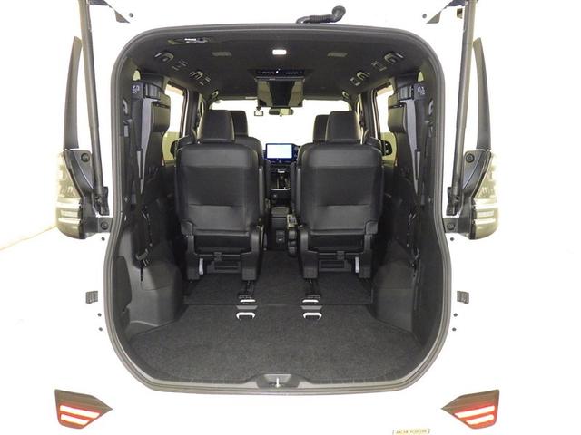 ヴォクシー ハイブリッドＳ－Ｚ　衝突被害軽減システム　フルセグ　バックカメラ　ＥＴＣ　ドラレコ　ＣＤ　ミュージックプレイヤー接続可　ＤＶＤ再生　後席モニター　オートクルーズコントロール　ＬＥＤヘッドランプ　両側電動スライド　キーレス（30枚目）