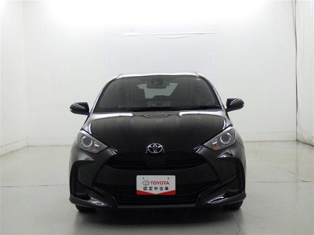 ヤリス Ｘ　衝突被害軽減システム　メモリーナビ　バックカメラ　ＥＴＣ　ドラレコ　ミュージックプレイヤー接続可　スマートキー　キーレス（4枚目）