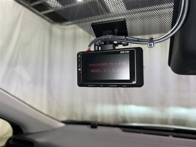 アクア Ｘ　衝突被害軽減システム　メモリーナビ　バックカメラ　ＥＴＣ　ドラレコ　ミュージックプレイヤー接続可　オートクルーズコントロール　ＬＥＤヘッドランプ　スマートキー　キーレス　ハイブリッド　ワンオーナー（24枚目）