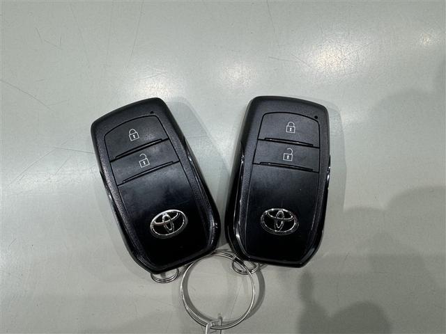 アクア Ｘ　衝突被害軽減システム　メモリーナビ　バックカメラ　ＥＴＣ　ドラレコ　ミュージックプレイヤー接続可　オートクルーズコントロール　ＬＥＤヘッドランプ　スマートキー　キーレス　ハイブリッド　ワンオーナー（25枚目）