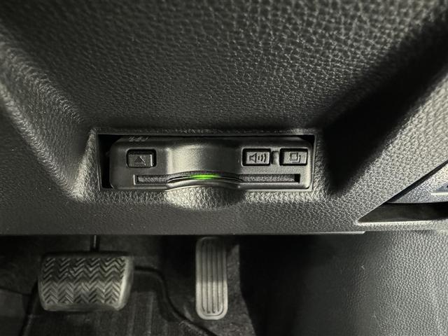 ヤリス Ｇ　衝突被害軽減システム　メモリーナビ　バックカメラ　ＥＴＣ　ドラレコ　ミュージックプレイヤー接続可　オートクルーズコントロール　ＬＥＤヘッドランプ　スマートキー　キーレス　ワンオーナー（12枚目）