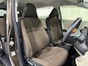 居心地の良い運転席、長く座ってられるリラックスできるデザインがいいですね。