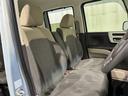 居心地の良い運転席、長く座ってられるリラックスできるデザインがいいですね。