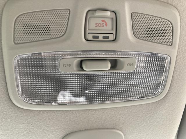 アルト ＨＹＢＲＩＤ　Ｘ　３型　　　　ＬＥＤヘッドライト　デュアルセンサブレーキサポートＩＩ　スズキコネクト対応　全方位モニター用カメラ　１４インチアルミホイール　ヘッドアップディスプレイ　オートライト　ＵＳＢ電源ソケット（11枚目）