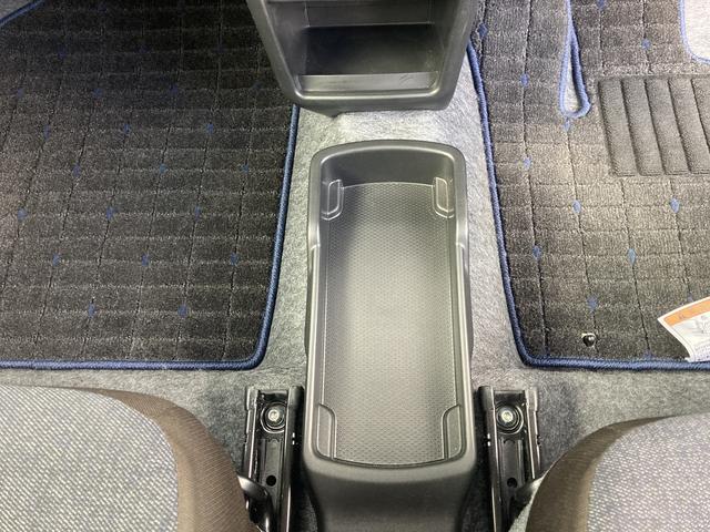 アルト ＨＹＢＲＩＤ　Ｘ　３型　　　　ＬＥＤヘッドライト　デュアルセンサブレーキサポートＩＩ　スズキコネクト対応　全方位モニター用カメラ　１４インチアルミホイール　ヘッドアップディスプレイ　オートライト　ＵＳＢ電源ソケット（31枚目）