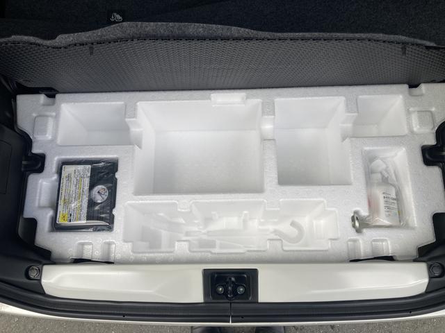 アルト ＨＹＢＲＩＤ　Ｘ　３型　　　　ＬＥＤヘッドライト　デュアルセンサブレーキサポートＩＩ　スズキコネクト対応　全方位モニター用カメラ　１４インチアルミホイール　ヘッドアップディスプレイ　オートライト　ＵＳＢ電源ソケット（41枚目）