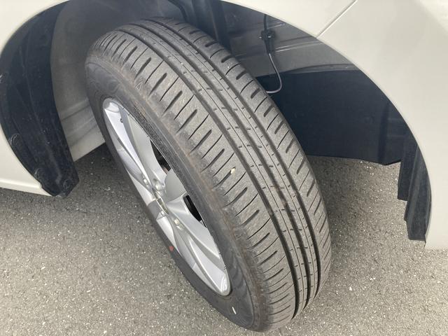 アルト ＨＹＢＲＩＤ　Ｘ　３型　　　　ＬＥＤヘッドライト　デュアルセンサブレーキサポートＩＩ　スズキコネクト対応　全方位モニター用カメラ　１４インチアルミホイール　ヘッドアップディスプレイ　オートライト　ＵＳＢ電源ソケット（44枚目）