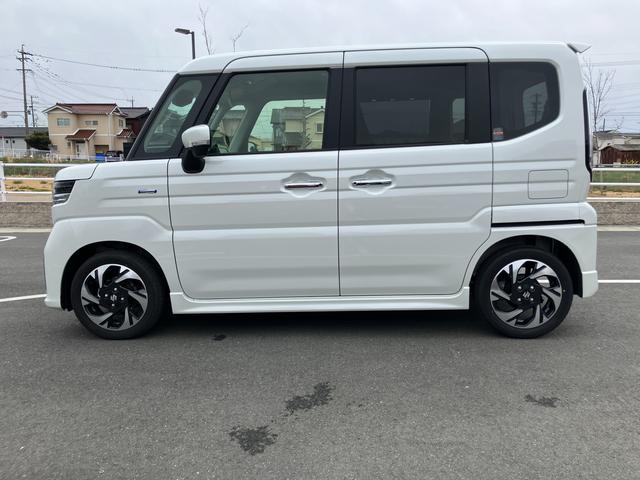 スペーシアカスタム カスタム HYBRID XS 全方位C 純正ナビ ☆先行車発進・信号切り替わりお知らせ機能☆前後誤発進抑制装置☆前後パーキングセンサー☆クルーズコントロール☆車線維持支援・逸脱抑制機能☆車線逸脱・ふらつき警報☆オートライト☆ヘッドアップディスプレイ☆(18枚目)