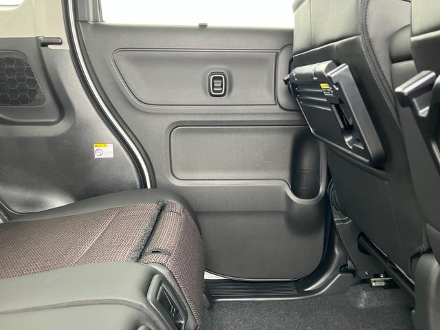 スペーシアカスタム カスタム HYBRID XS 全方位C 純正ナビ ☆先行車発進・信号切り替わりお知らせ機能☆前後誤発進抑制装置☆前後パーキングセンサー☆クルーズコントロール☆車線維持支援・逸脱抑制機能☆車線逸脱・ふらつき警報☆オートライト☆ヘッドアップディスプレイ☆(40枚目)