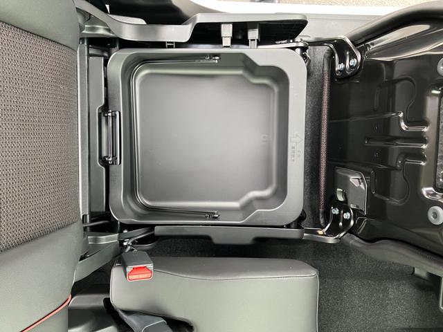 スペーシアカスタム カスタム HYBRID XS 全方位C 純正ナビ ☆先行車発進・信号切り替わりお知らせ機能☆前後誤発進抑制装置☆前後パーキングセンサー☆クルーズコントロール☆車線維持支援・逸脱抑制機能☆車線逸脱・ふらつき警報☆オートライト☆ヘッドアップディスプレイ☆(47枚目)