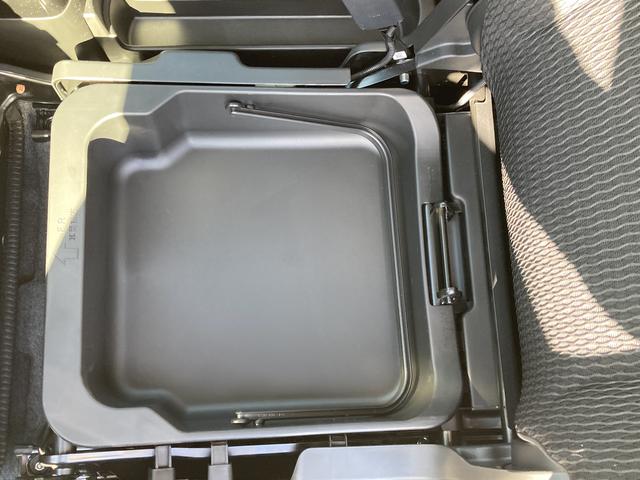 ����ȃV�[�g�A���_�[�{�b�N�X