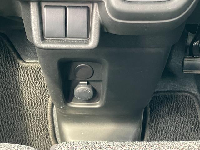 スペーシア ＨＹＢＲＩＤ　Ｇ　純正オプション８インチナビ　☆先行車発進・信号切り替わりお知らせ機能☆前後誤発進抑制装置☆前後パーキングセンサー☆車線維持支援・逸脱抑制機能☆車線逸脱・ふらつき警報☆オートライト☆スマートキー☆純正ナビ☆（8枚目）