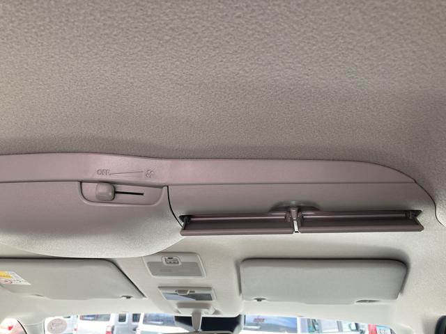 スペーシア ＨＹＢＲＩＤ　Ｘ　　９インチメモリーナビ＆全方位カメラ　デュアルセンサーブレーキサポートＩＩ　スズキコネクト対応　両側電動スライドドア　ＬＥＤヘッドランプ　オートライト　シートヒーター　スリムサーキュレーター（18枚目）