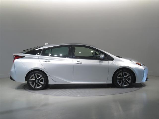 プリウス Sツーリングセレクション 衝突被害軽減システム メモリーナビ フルセグ バックカメラ ETC CD ミュージックプレイヤー接続可 DVD再生 オートクルーズコントロール LEDヘッドランプ スマートキー キーレス ハイブリッド(7枚目)