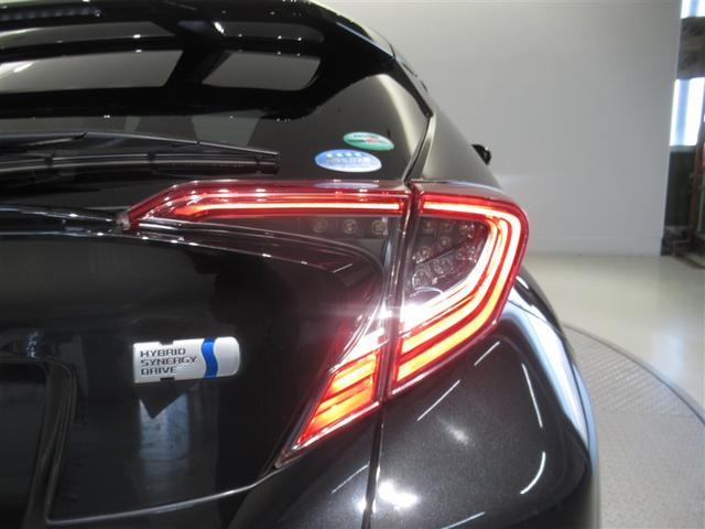C-HR S LEDパッケージ 衝突被害軽減システム メモリーナビ フルセグ バックカメラ ETC CD ミュージックプレイヤー接続可 DVD再生 オートクルーズコントロール LEDヘッドランプ スマートキー キーレス ハイブリッド(10枚目)