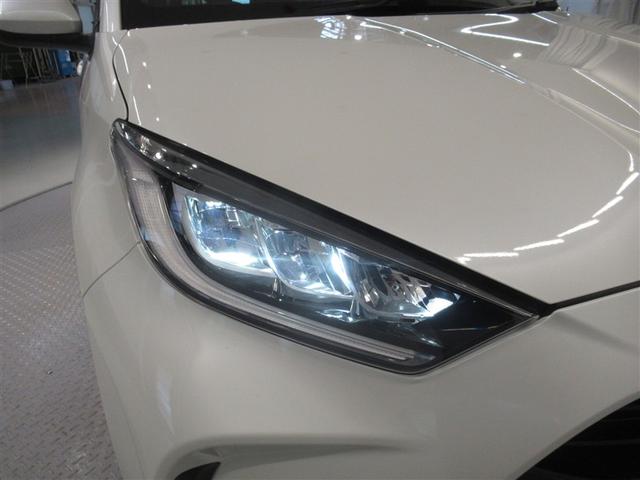 ヤリス ハイブリッドＺ　衝突被害軽減システム　メモリーナビ　フルセグ　バックカメラ　ＥＴＣ　ミュージックプレイヤー接続可　オートクルーズコントロール　ＬＥＤヘッドランプ　スマートキー　キーレス　ハイブリッド（9枚目）