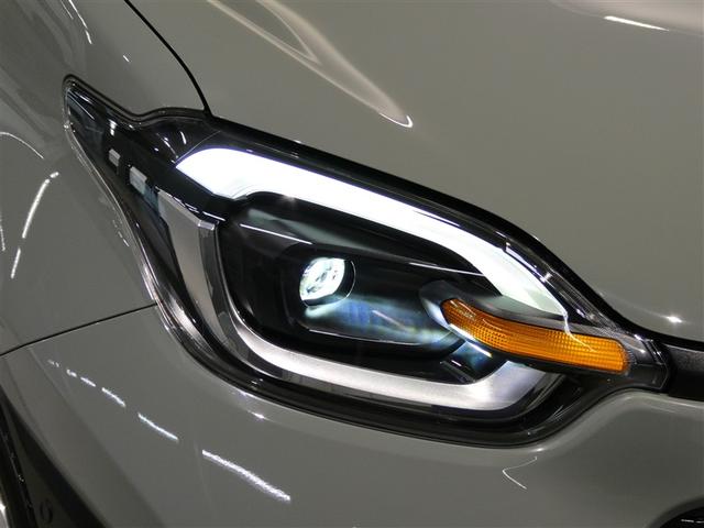 シエンタ ハイブリッドZ 衝突被害軽減システム メモリーナビ バックカメラ ETC ミュージックプレイヤー接続可 オートクルーズコントロール LEDヘッドランプ 両側電動スライド スマートキー キーレス ハイブリッド(9枚目)