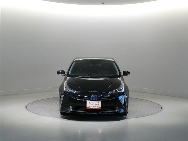 プリウス Ｓツーリングセレクション　衝突被害軽減システム　バックカメラ　ＥＴＣ　ミュージックプレイヤー接続可　オートクルーズコントロール　ＬＥＤヘッドランプ　スマートキー　キーレス　ハイブリッド　ワンオーナー（2枚目）