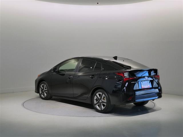 プリウス Ｓツーリングセレクション　衝突被害軽減システム　バックカメラ　ＥＴＣ　ミュージックプレイヤー接続可　オートクルーズコントロール　ＬＥＤヘッドランプ　スマートキー　キーレス　ハイブリッド　ワンオーナー（4枚目）