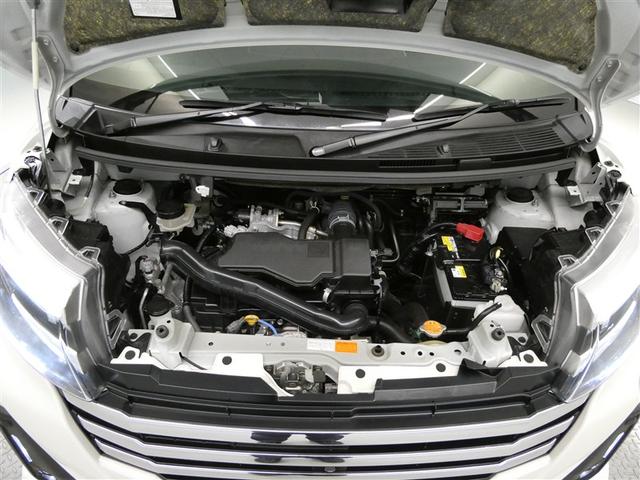 ルーミー カスタムＧ　衝突被害軽減システム　メモリーナビ　フルセグ　バックカメラ　ＥＴＣ　ＣＤ　ミュージックプレイヤー接続可　ＤＶＤ再生　オートクルーズコントロール　ＬＥＤヘッドランプ　両側電動スライド　スマートキー（12枚目）