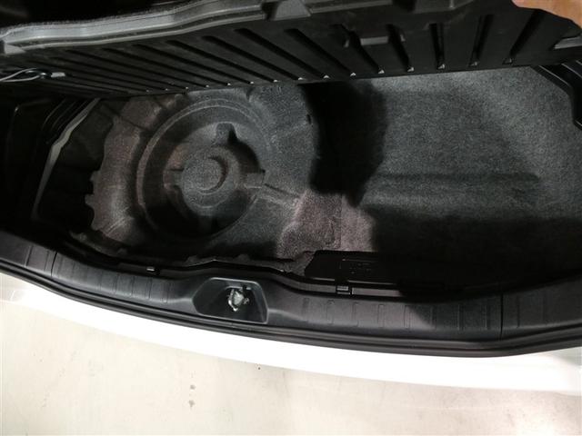 ノア Si ダブルバイビー 衝突被害軽減システム メモリーナビ フルセグ バックカメラ ETC CD ミュージックプレイヤー接続可 DVD再生 後席モニター オートクルーズコントロール LEDヘッドランプ 両側電動スライド(11枚目)