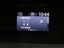 ハイブリッドＧ　メモリーナビ　フルセグ　バックカメラ　ＥＴＣ　ＣＤ　ミュージックプレイヤー接続可　ＤＶＤ再生　後席モニター　オートクルーズコントロール　ＬＥＤヘッドランプ　両側電動スライド　乗車定員７人　３列シート（22枚目）