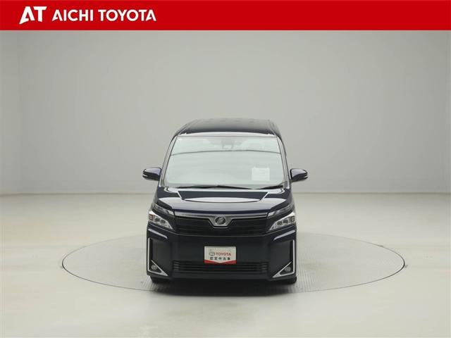 ヴォクシー Ｖ　リアクーラー　Ｂカメラ　盗難防止装置　ミュージックプレイヤー接続可　パワースライドドア　ＤＶＤ再生　ナビ＆ＴＶ　３列シート　クルーズコントロール　アルミホイール　キーレス　４ＷＤ車　メモリーナビ（9枚目）